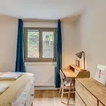 White Pearl A03, Alpes Agency, Chamonix, Sleeps 2-4 シャモニー